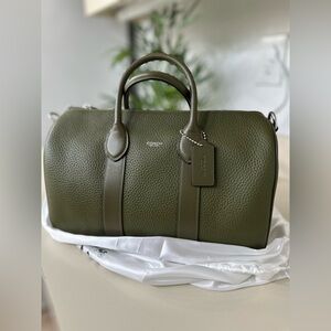 Coach Compass Bag 35-Olive green-Like New-Free shipping